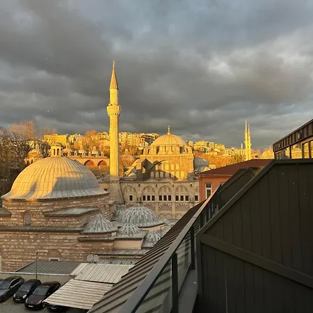 Center Port Karakoey * Estambul