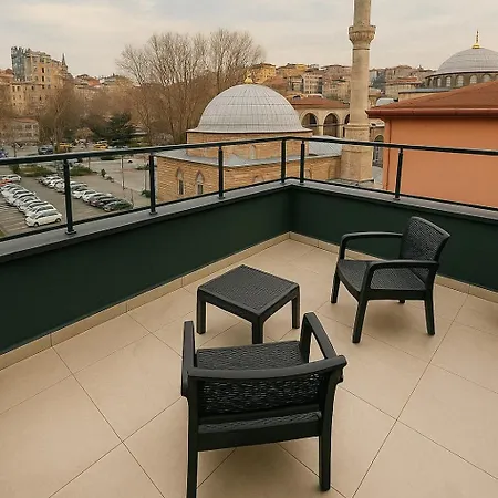 Hotel Center Port Karakoey