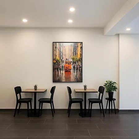 Hotel Center Port Karakoey