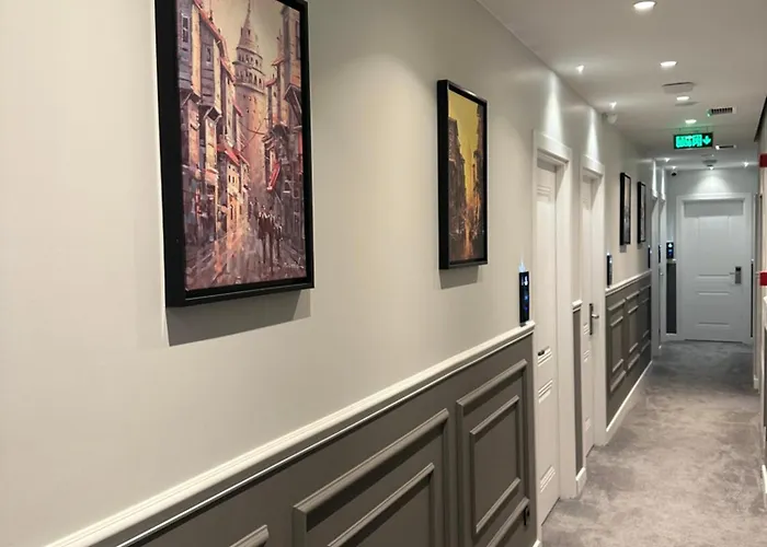 Hotel Center Port Karakoey *