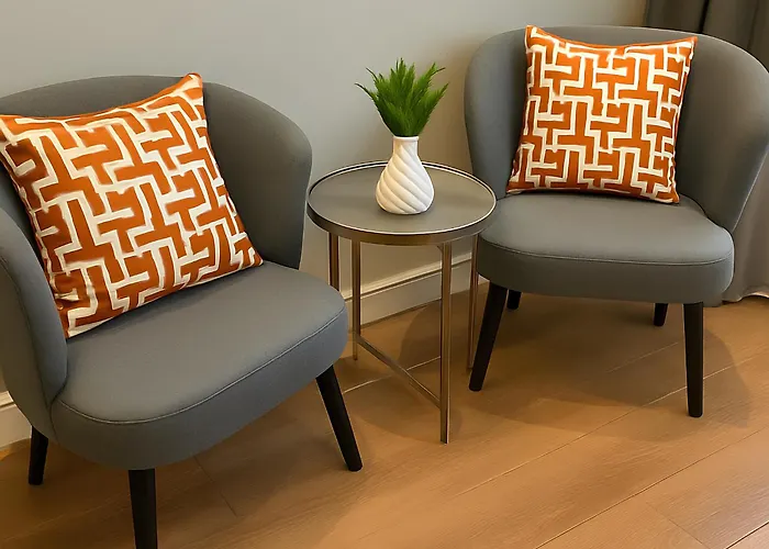 Center Port Karakoey *